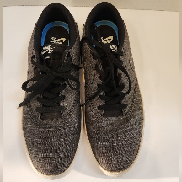 Nike Men's Charcoal and Black Sneakers SB SIZE 8.5 - Picture 1 of 6